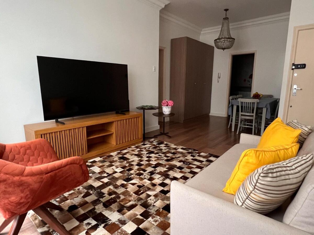 Apartamento Copacabana Pe Na Areia
